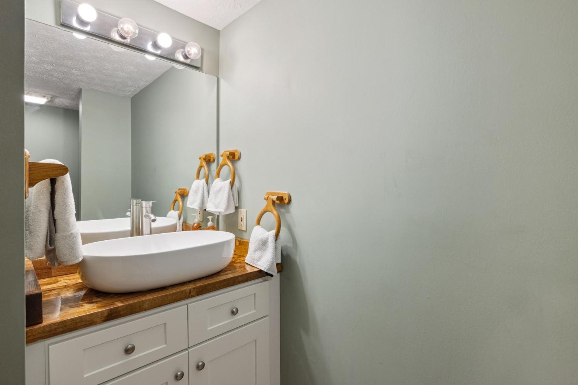 1 Min To The Parkway Spacious Cabin W 3 Suites And Extra Bedroom! Пиджен-Фордж Экстерьер фото