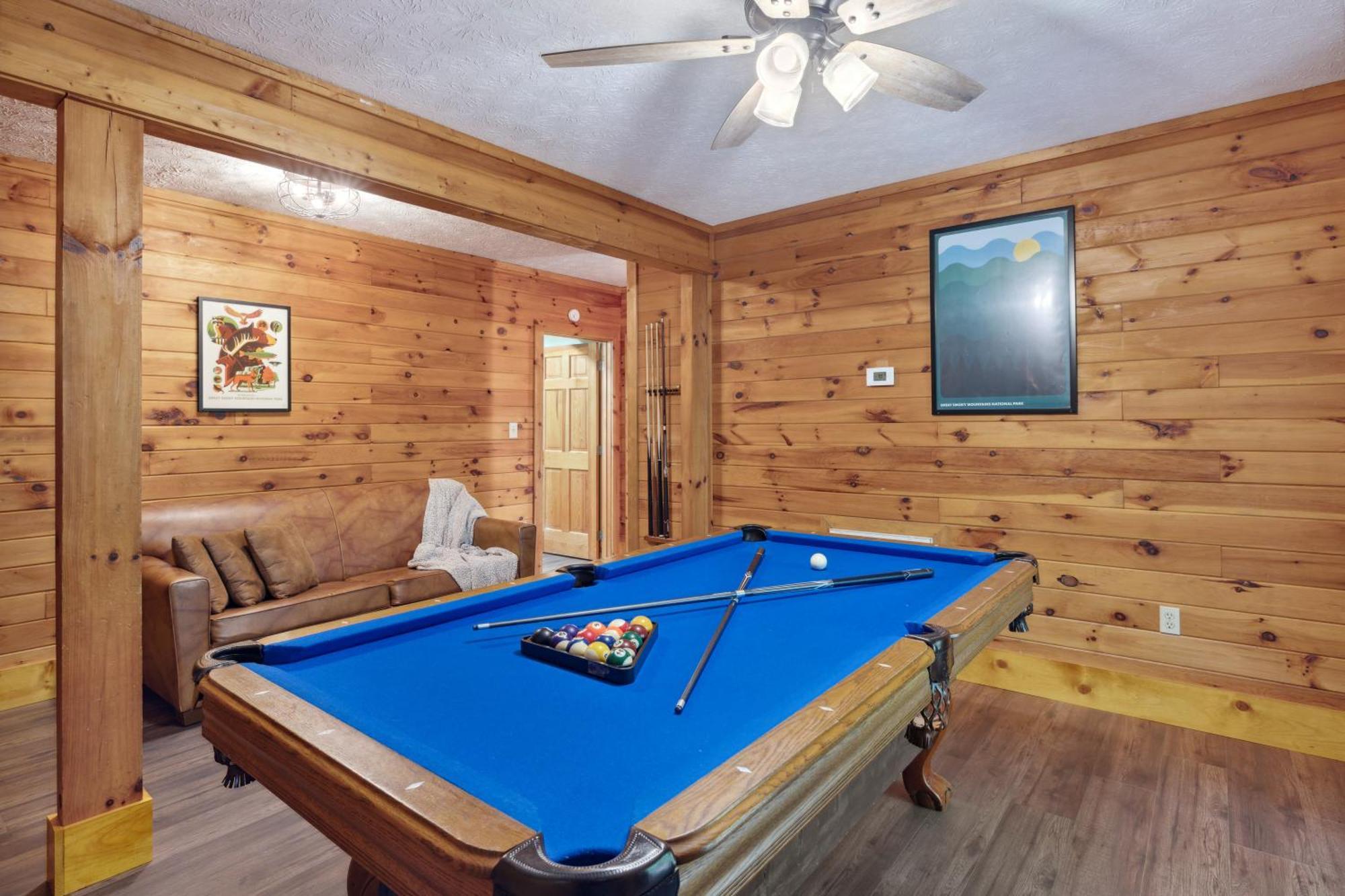1 Min To The Parkway Spacious Cabin W 3 Suites And Extra Bedroom! Пиджен-Фордж Экстерьер фото