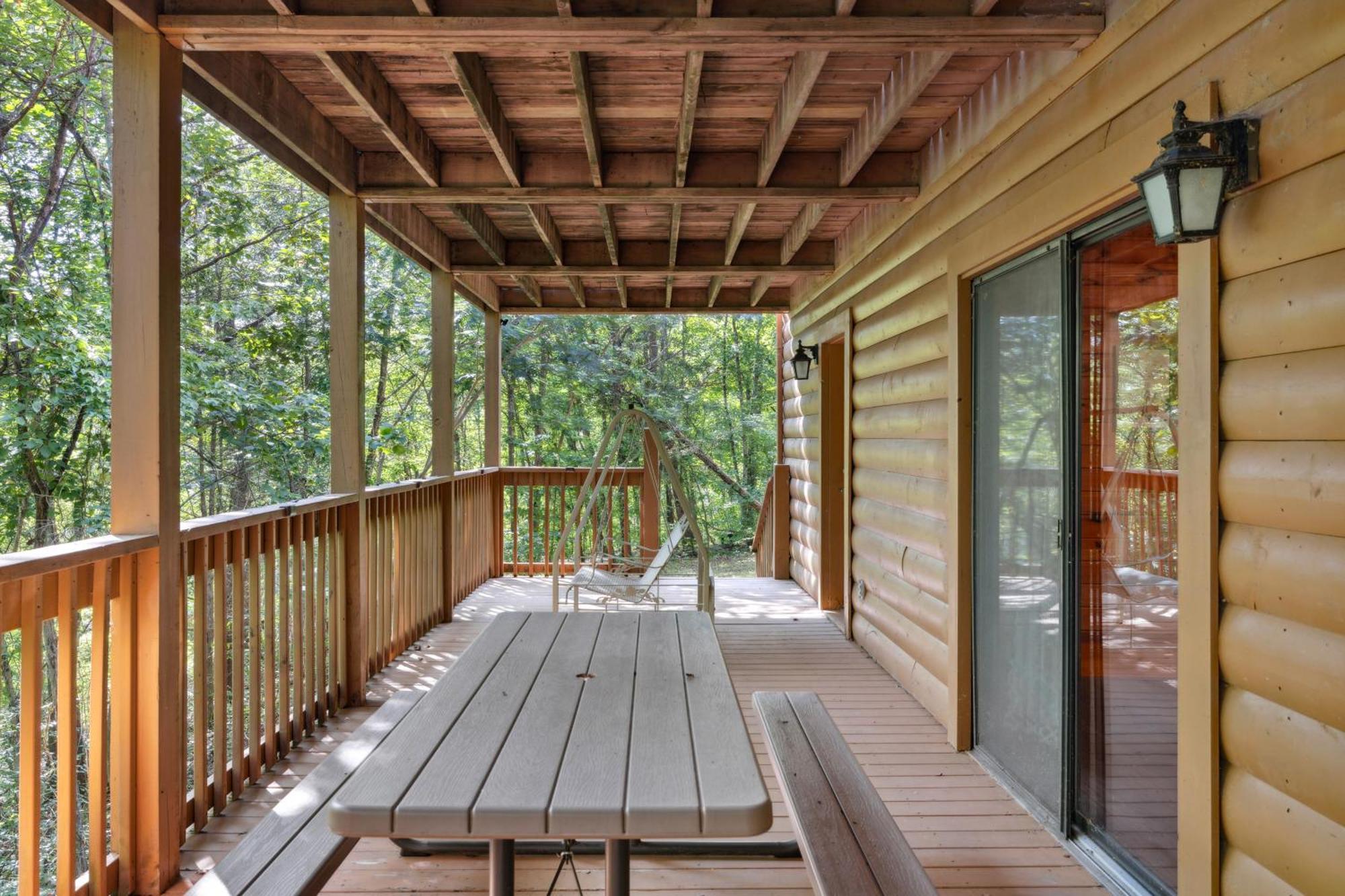 1 Min To The Parkway Spacious Cabin W 3 Suites And Extra Bedroom! Пиджен-Фордж Экстерьер фото