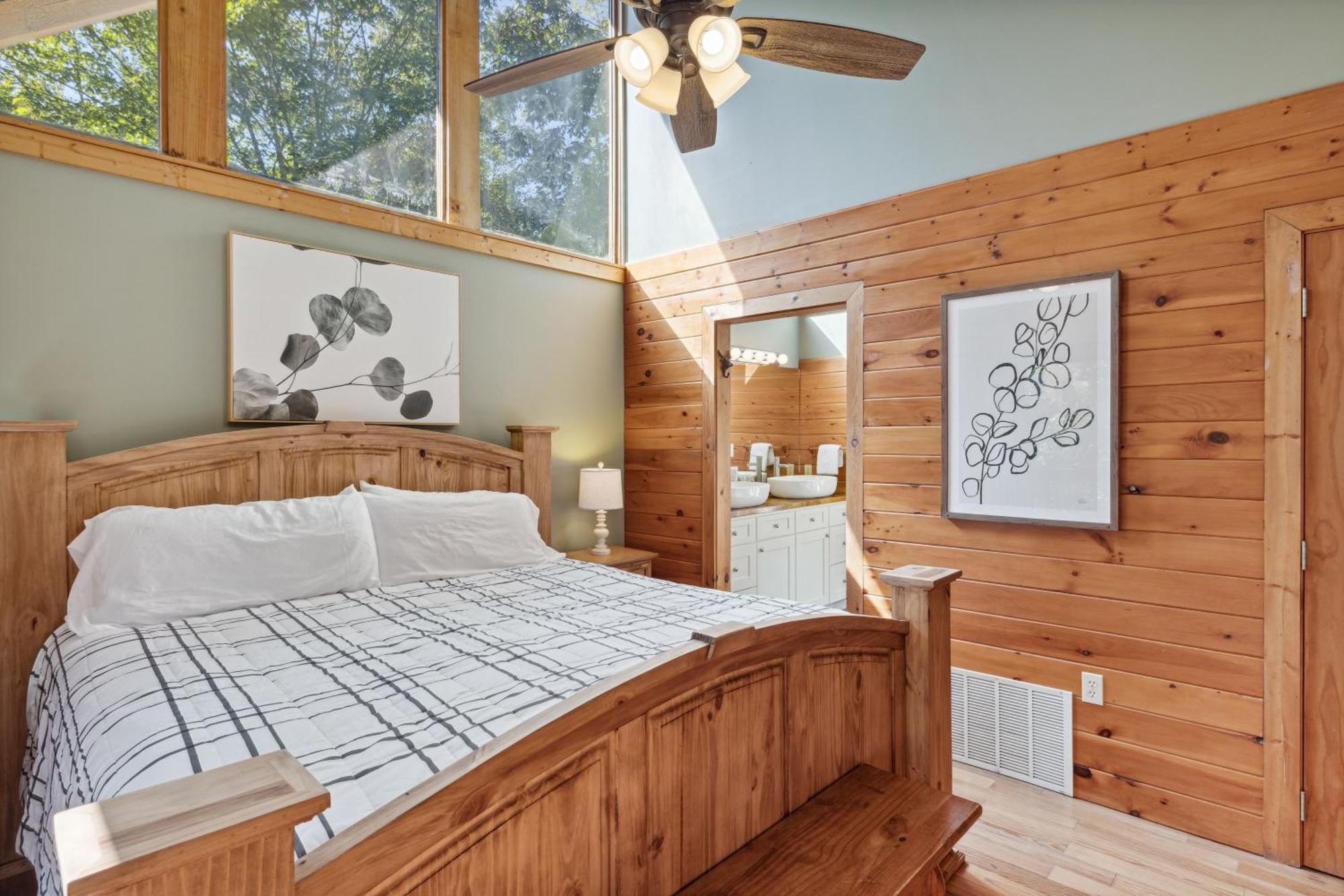 1 Min To The Parkway Spacious Cabin W 3 Suites And Extra Bedroom! Пиджен-Фордж Экстерьер фото