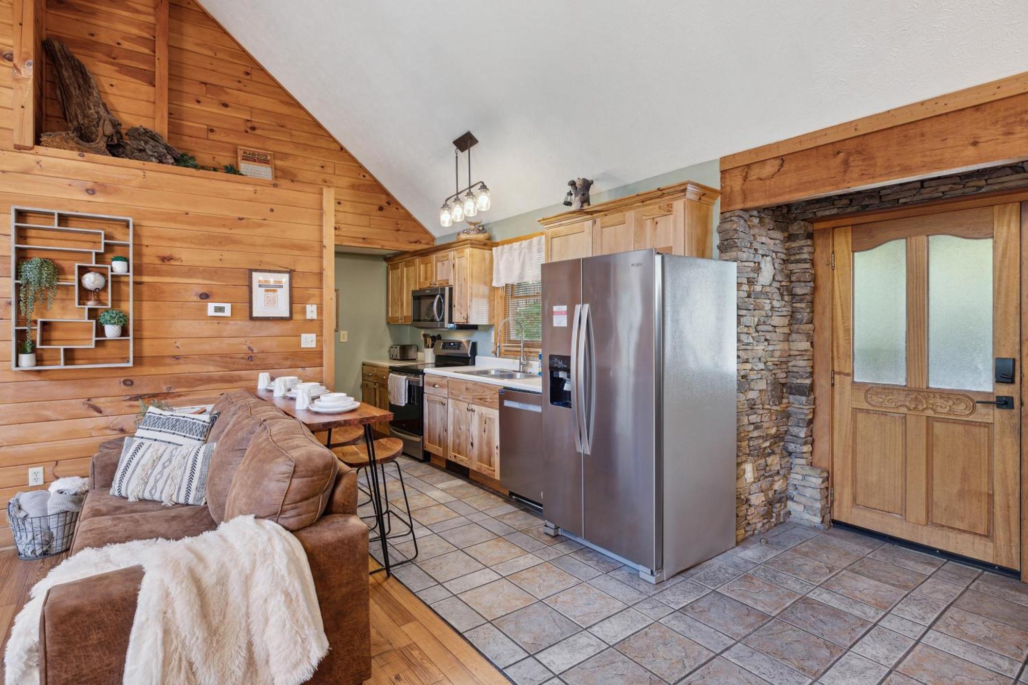 1 Min To The Parkway Spacious Cabin W 3 Suites And Extra Bedroom! Пиджен-Фордж Экстерьер фото